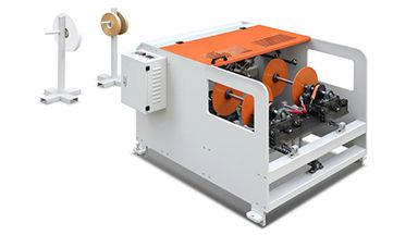 Machine de fabrication de cordes en papier torsadé